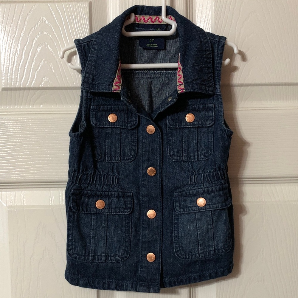 Genuine Kids by OshKosh Denim Sleeveless Kids Vest Girls Size 2T